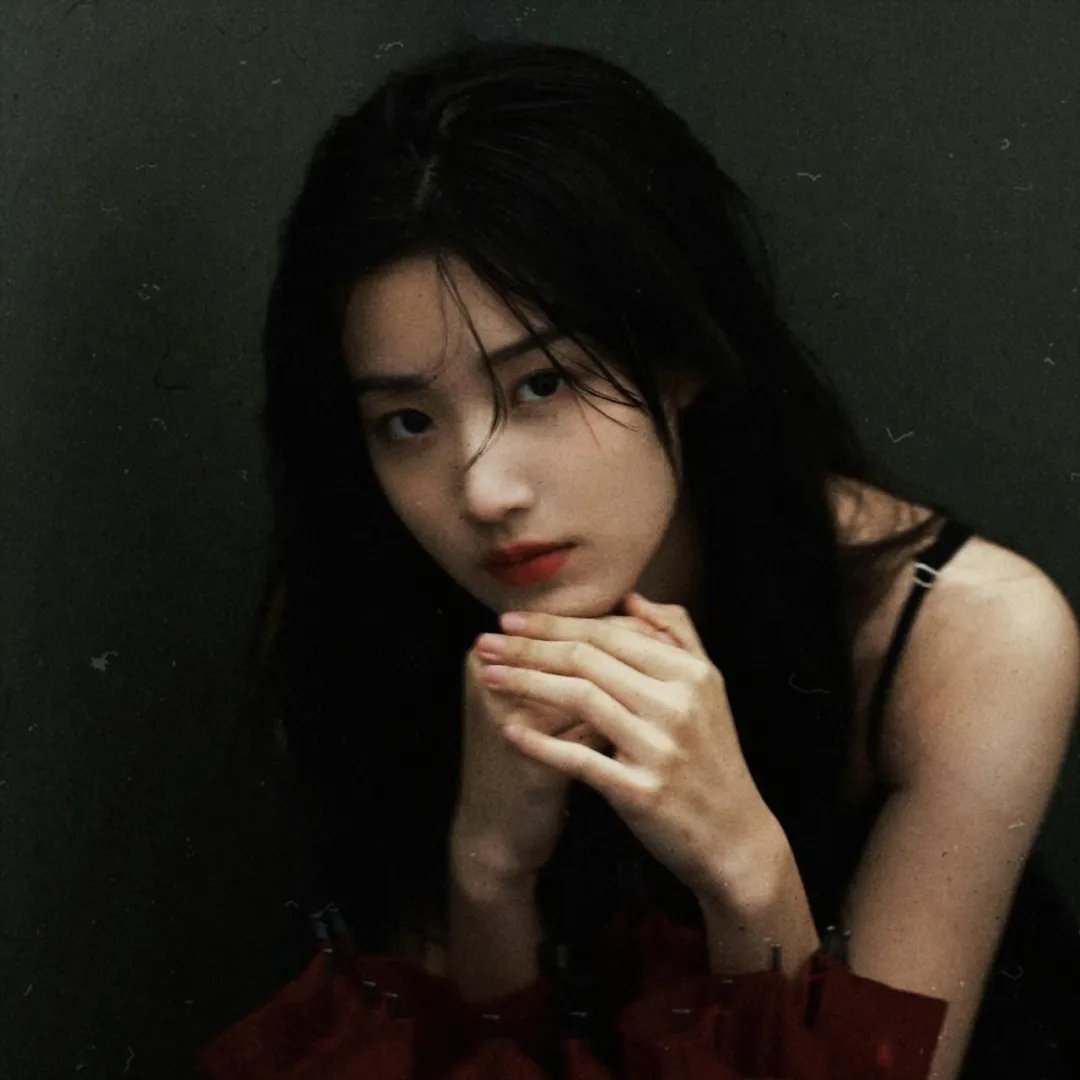 彩鸾春色